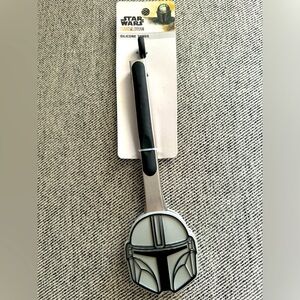 Star Wars the Mandalorian Silicone Tongs